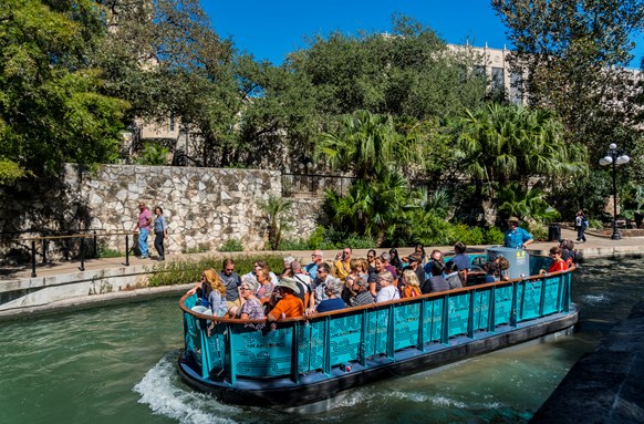 Be a Local Hero, SAY Sí to San Antonio this Summer