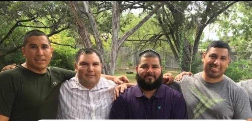 South San Antonio High School Graduates Offer Scholarships for Seniors