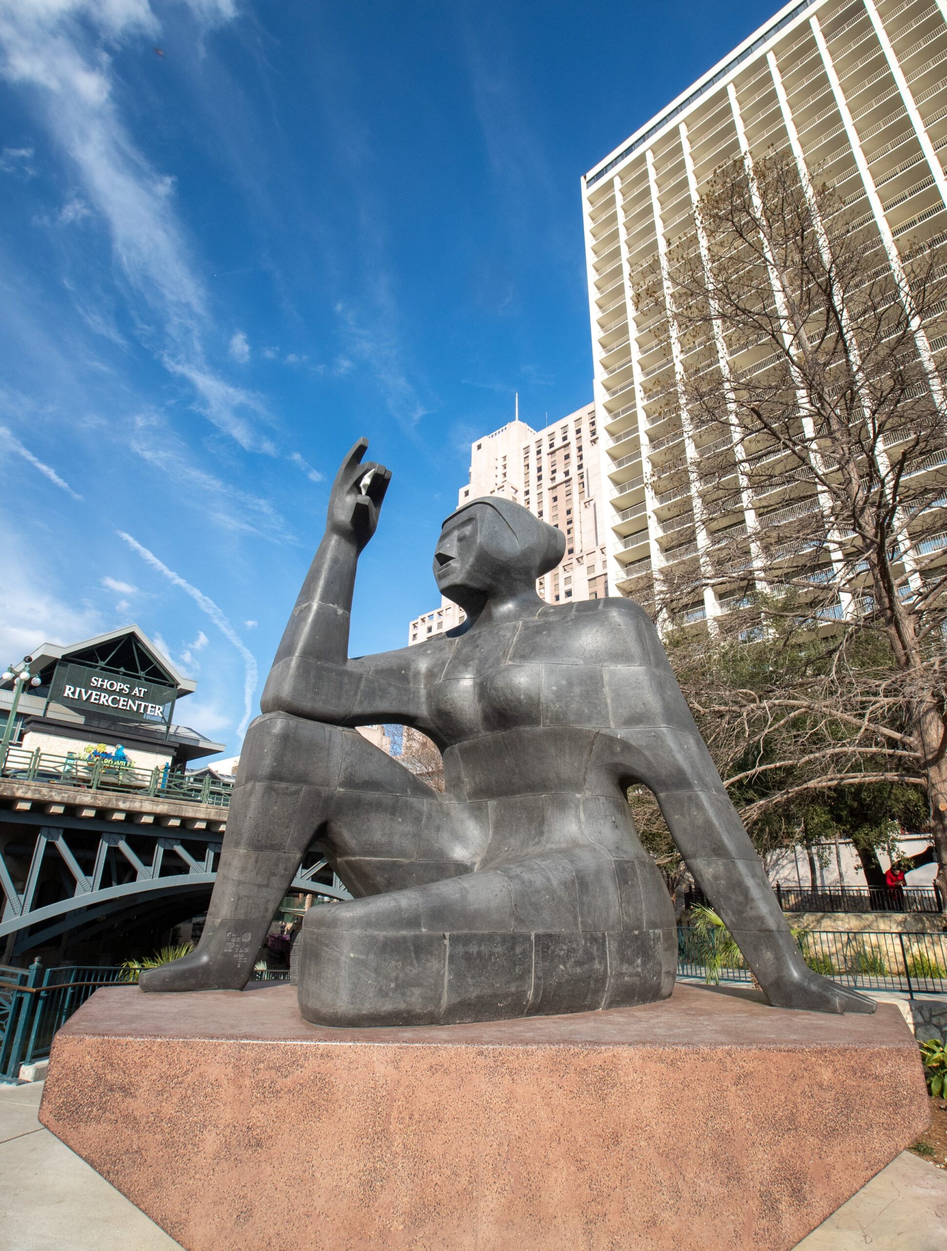 New Monumental-Scale Sculpture Adds to San Antonio’s River Walk Experience