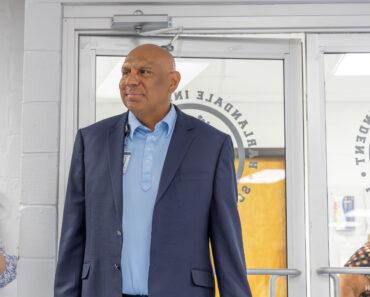 Harlandale ISD’s Gerardo Soto Named 2025 Region 20 Superintendent of the Year