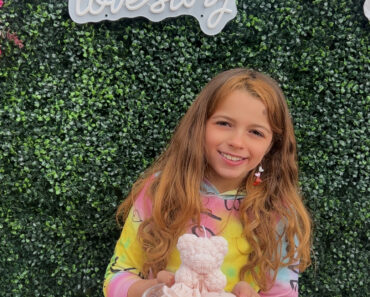 Meet Madison Ayres: The 8-Year-Old Entrepreneur Behind Candle Pop Co in San Antonio Meet Madison Ayres: The 8-Year-Old Entrepreneur Behind Candle Pop Co in San Antonio