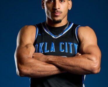South San Graduate Jonas Carlisle Signs to Play Basketball in Luxembourg
